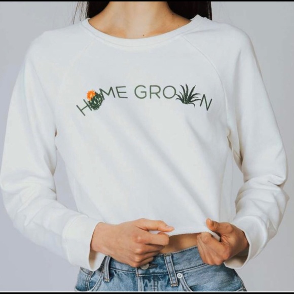 Minkpink Graphic Crewneck Sweater - Picture 1 of 2